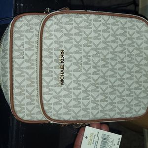 Michael Kors Chain body bag